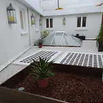 De