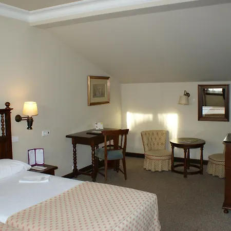 De 3* Ferrol