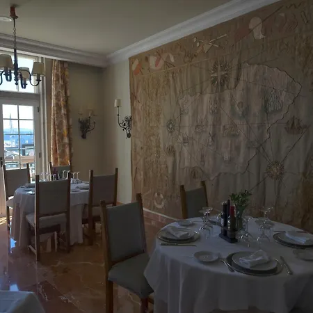 Hotel De 3*